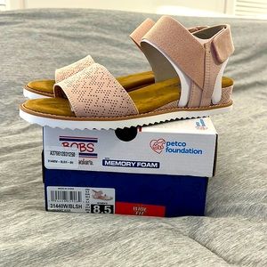 New! Bobs from Sketchers Sandals in Size W8.5
